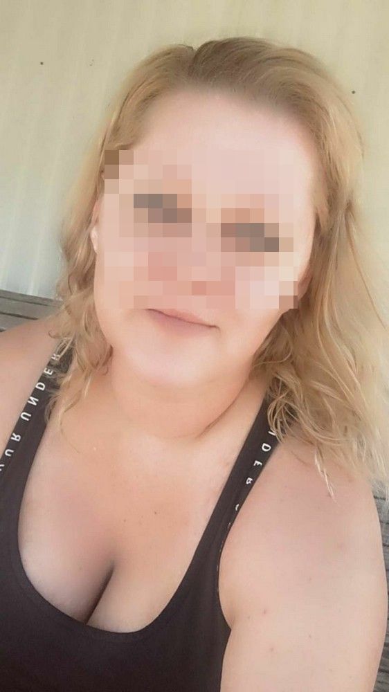 Femme moche se fait soumettre sexuellement dans le 67